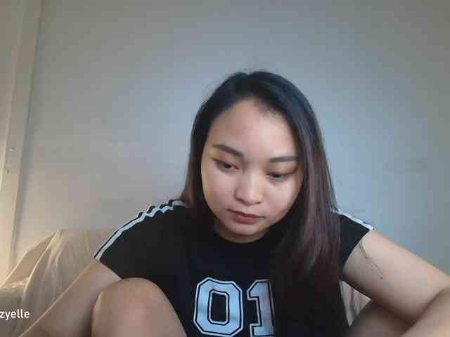 RozyElle webcam