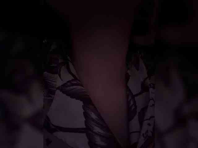 RozyElle webcam