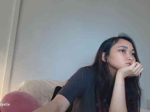RozyElle webcam