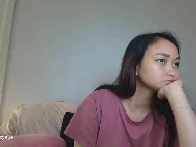 RozyElle webcam