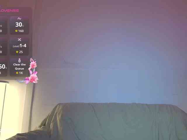 RozyElle webcam