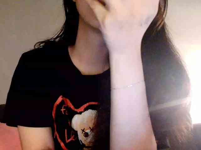 RozyElle webcam