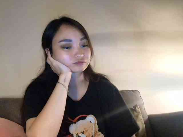RozyElle webcam