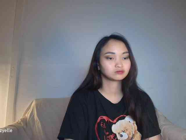 RozyElle webcam