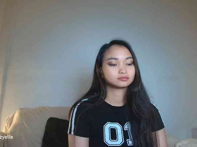 RozyElle webcam