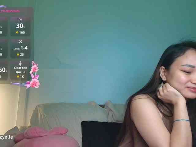 RozyElle webcam