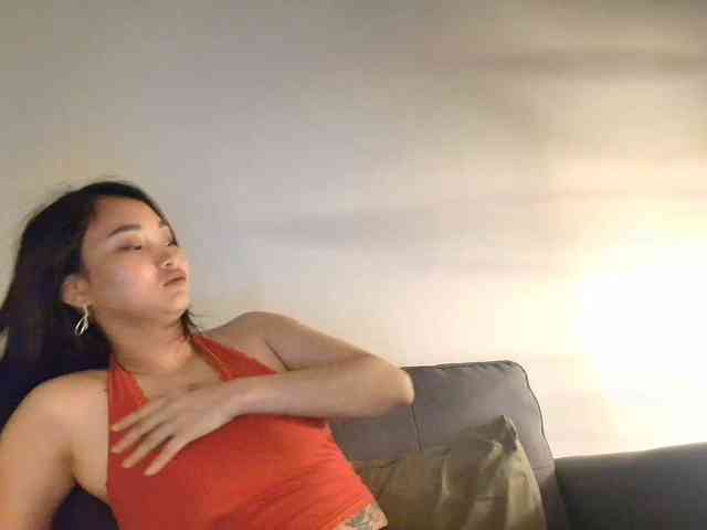 RozyElle webcam