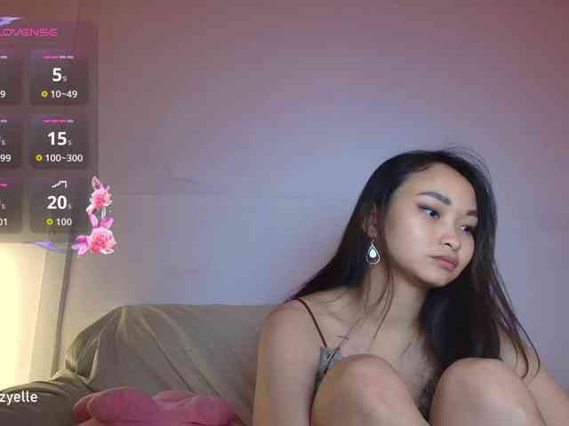 RozyElle webcam