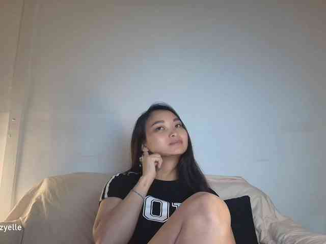 RozyElle webcam