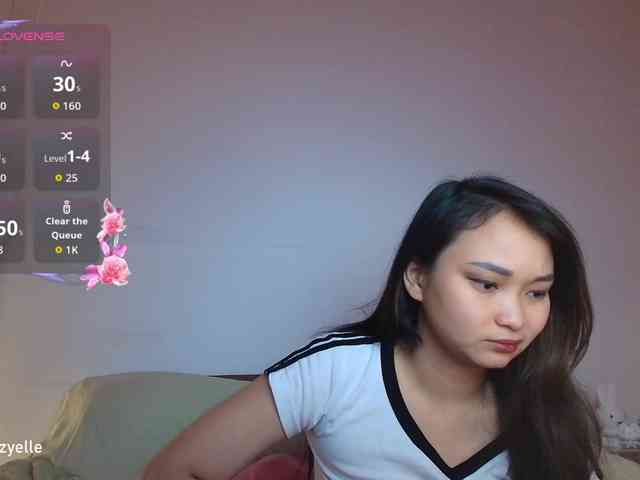 RozyElle webcam