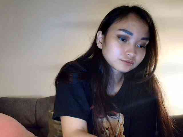 RozyElle webcam