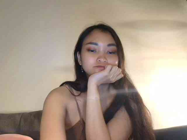RozyElle webcam
