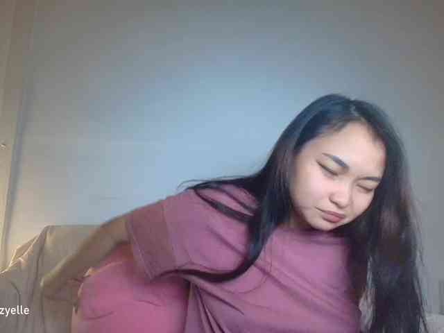 RozyElle webcam