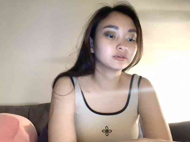 RozyElle webcam