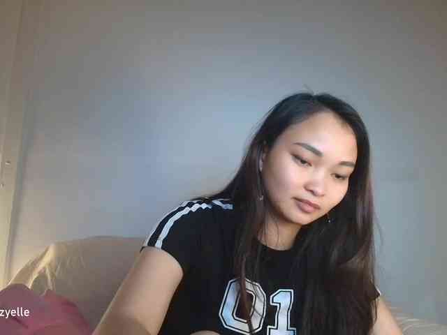RozyElle webcam