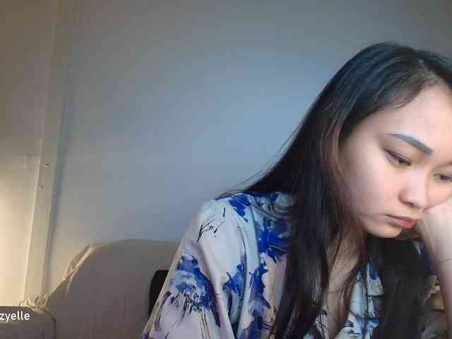 RozyElle webcam