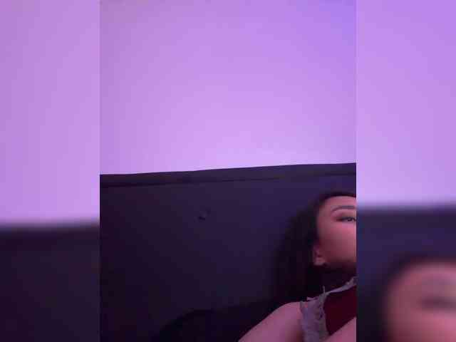 RozyElle webcam