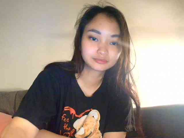 RozyElle webcam