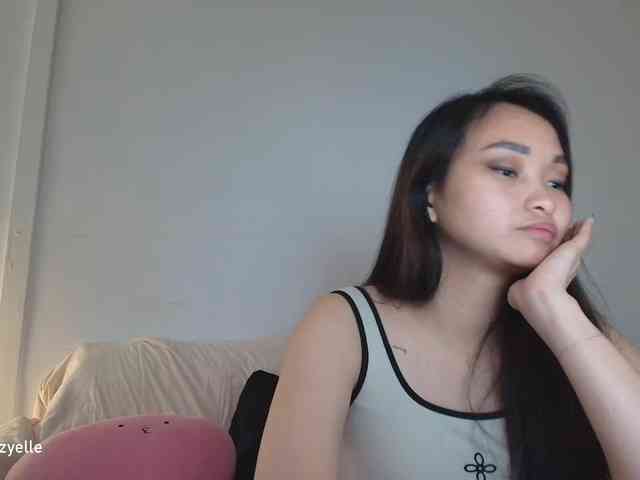 RozyElle webcam