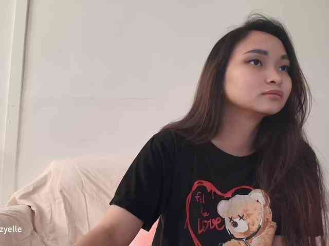 RozyElle webcam