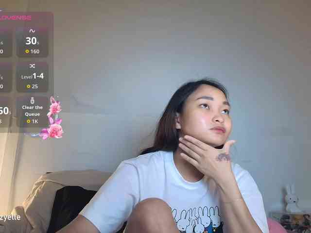RozyElle webcam