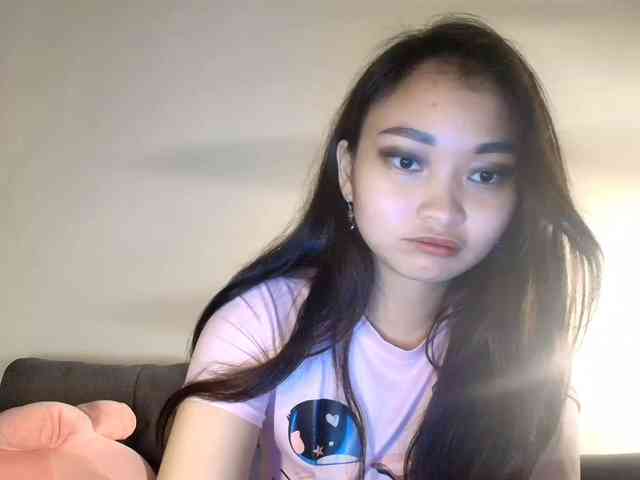 RozyElle webcam