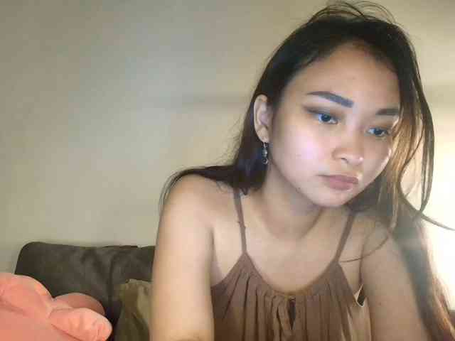 RozyElle webcam