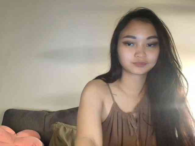 RozyElle webcam