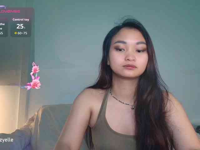 RozyElle webcam