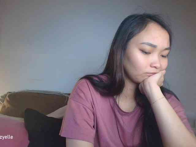 RozyElle webcam
