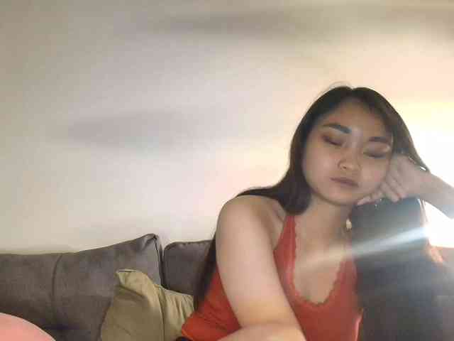RozyElle webcam