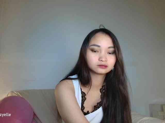 RozyElle webcam