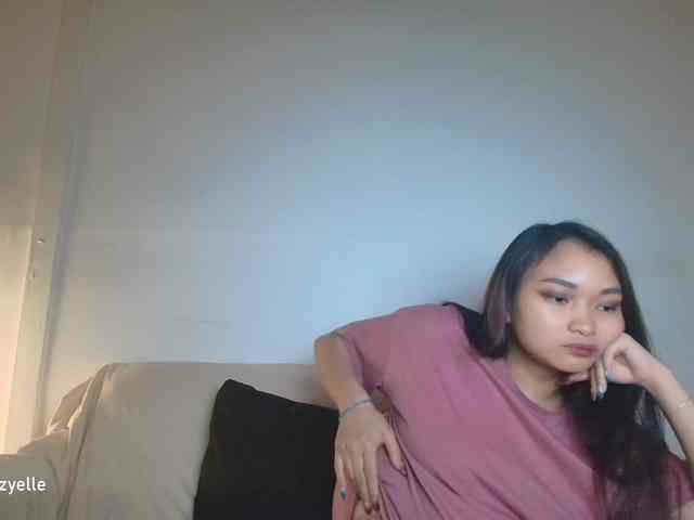 RozyElle webcam