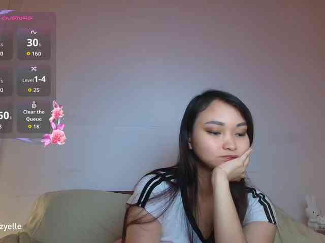 RozyElle webcam