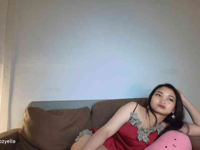 RozyElle webcam