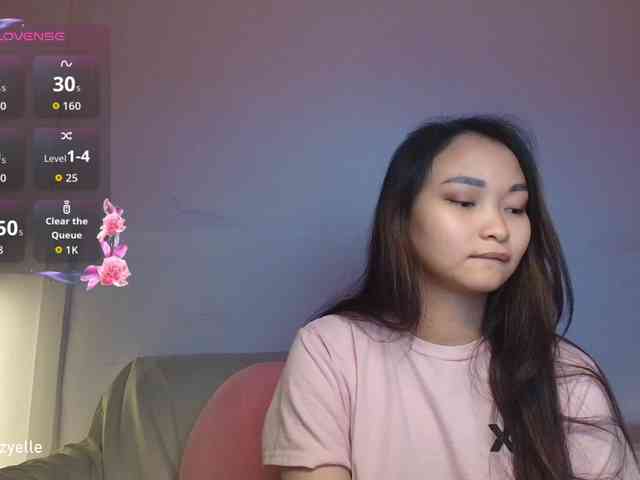 RozyElle webcam