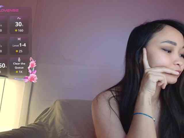 RozyElle webcam