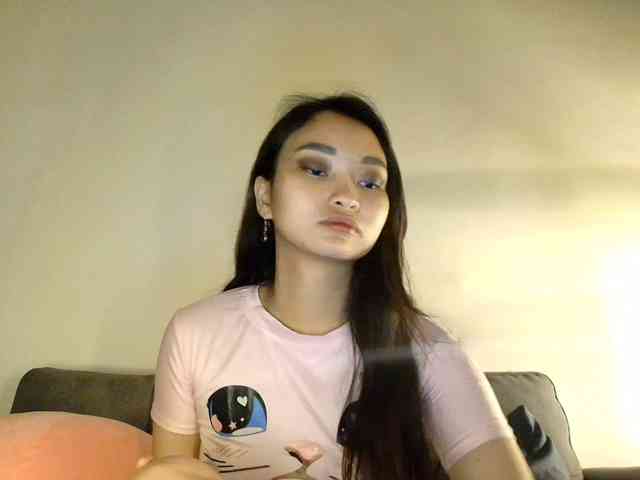 RozyElle webcam