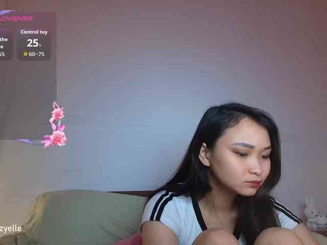 RozyElle webcam