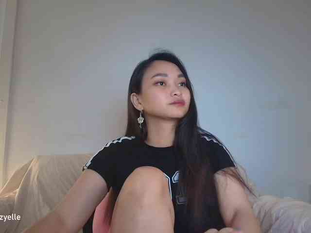 RozyElle webcam