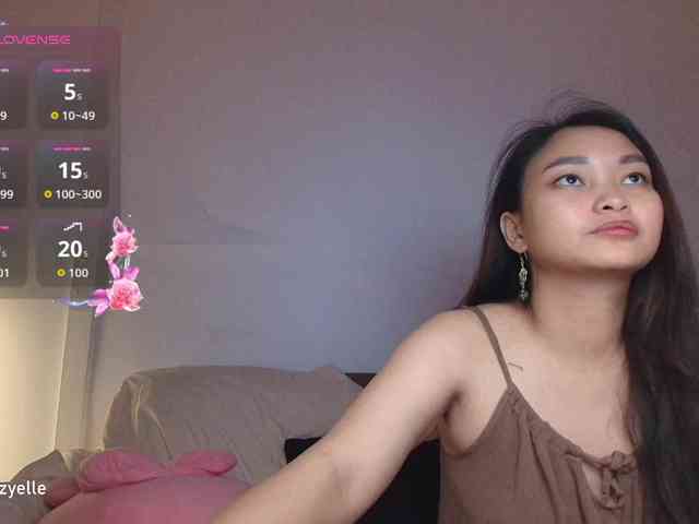 RozyElle webcam