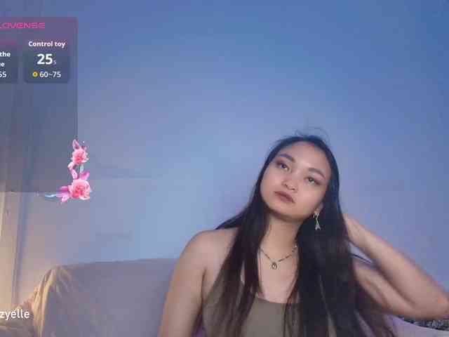 RozyElle webcam