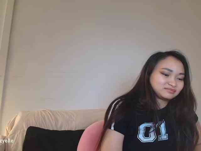 RozyElle webcam