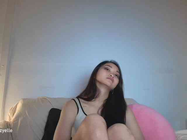 RozyElle webcam