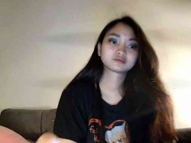 RozyElle webcam