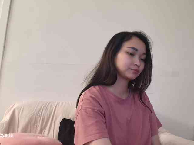 RozyElle webcam