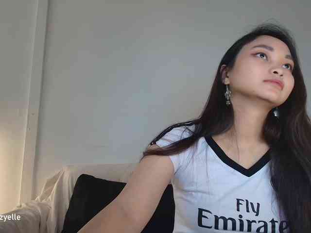RozyElle webcam