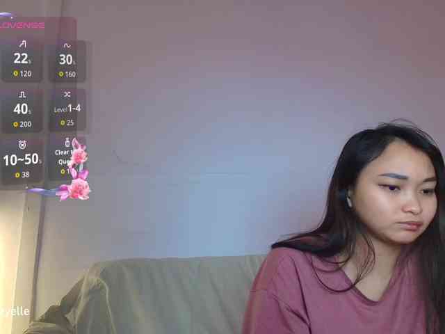RozyElle webcam