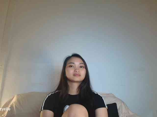 RozyElle webcam