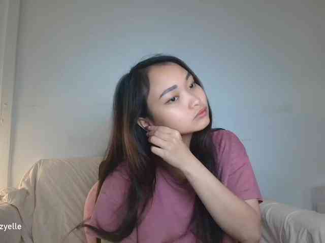 RozyElle webcam